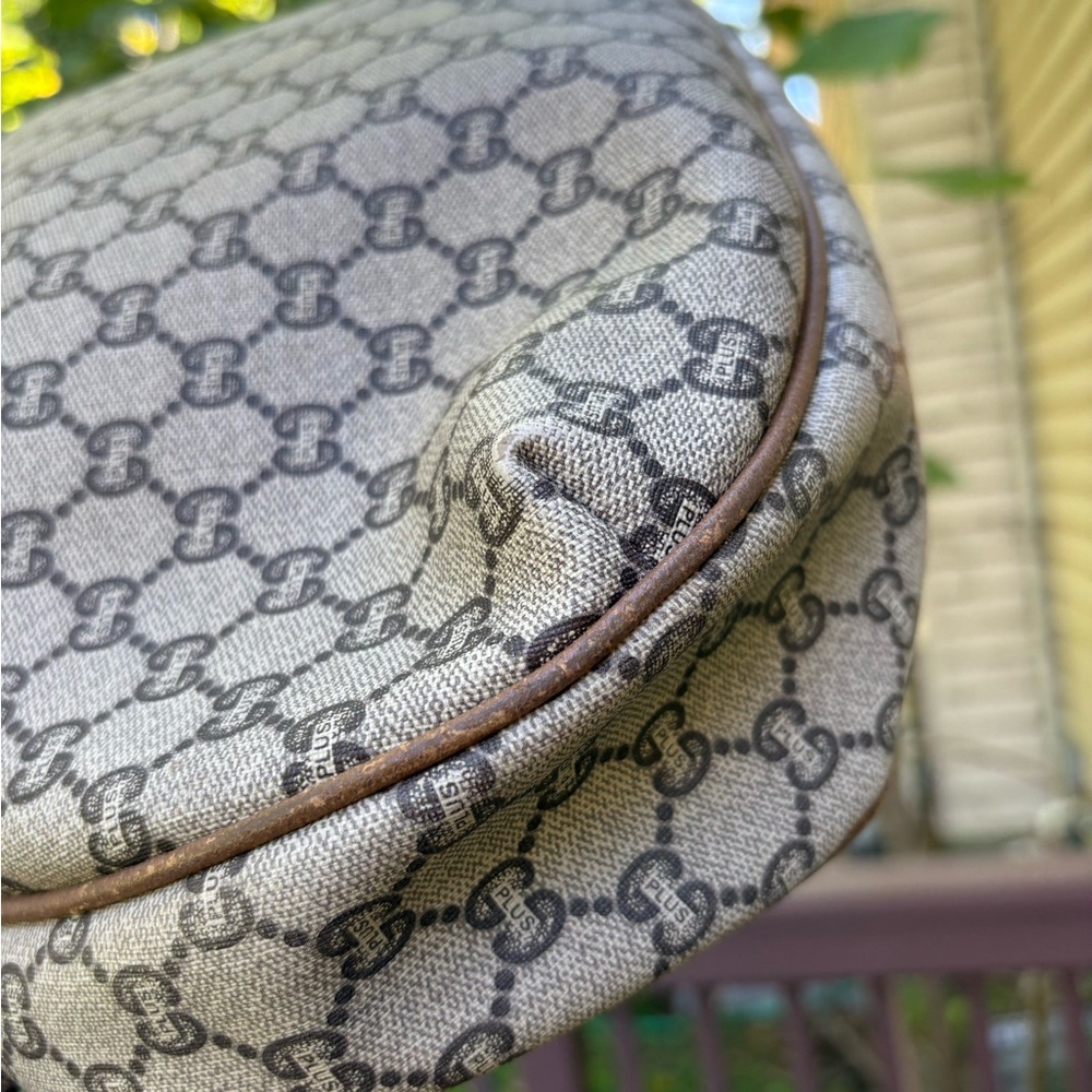Gucci Beige and Brown Shoulder Bag - Picture 6 of 15